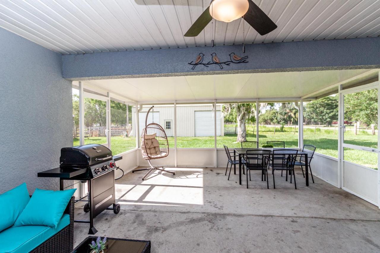 Gorgeous Fully Furnished 2-bedroom Luxury Villa Kissimmee